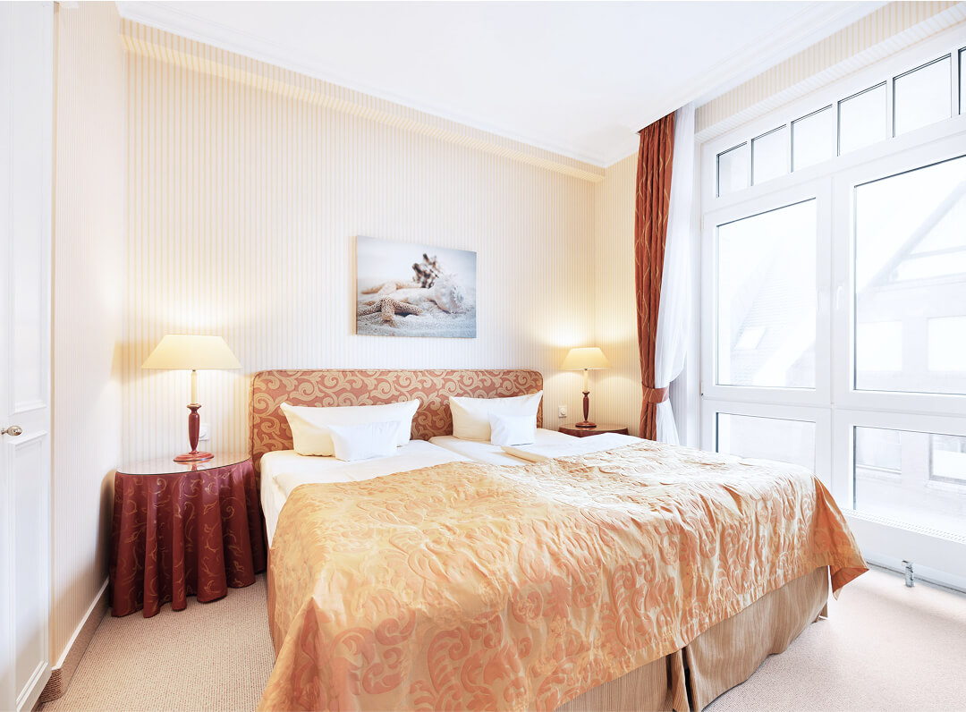 panorama Panorama-Suite mit Balkon und Sitzmöglichkeiten