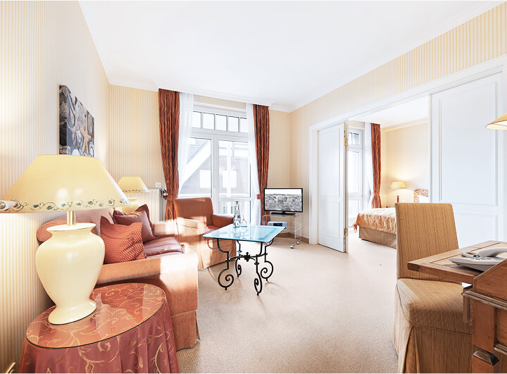 room-panorama-suiten-hotel-seepark-thun-congress-schweiz_03 Strandhotel Suite Doppelzimmer
